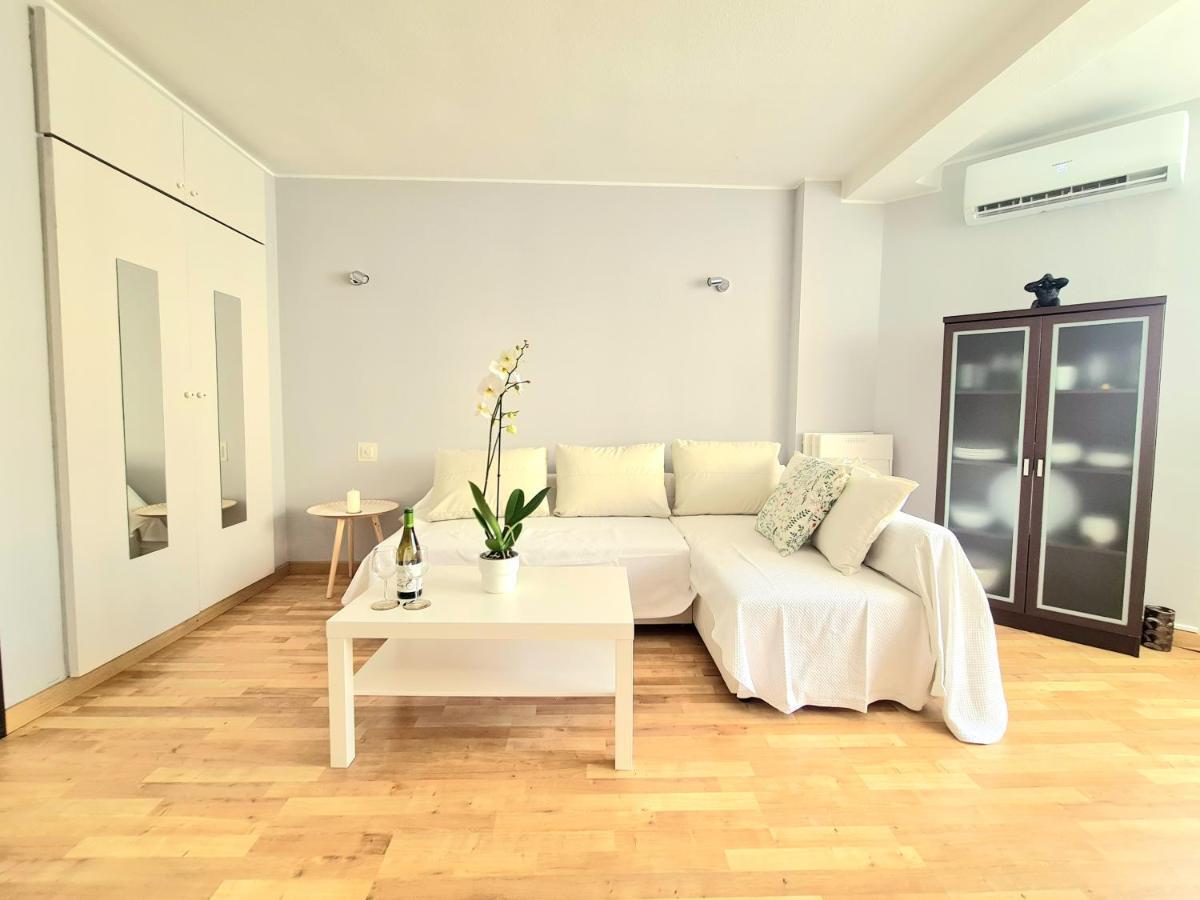 Aa Guest - El Mono De Torre Del Mar Eco Apartment Luaran gambar