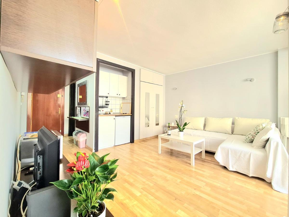 Aa Guest - El Mono De Torre Del Mar Eco Apartment Luaran gambar