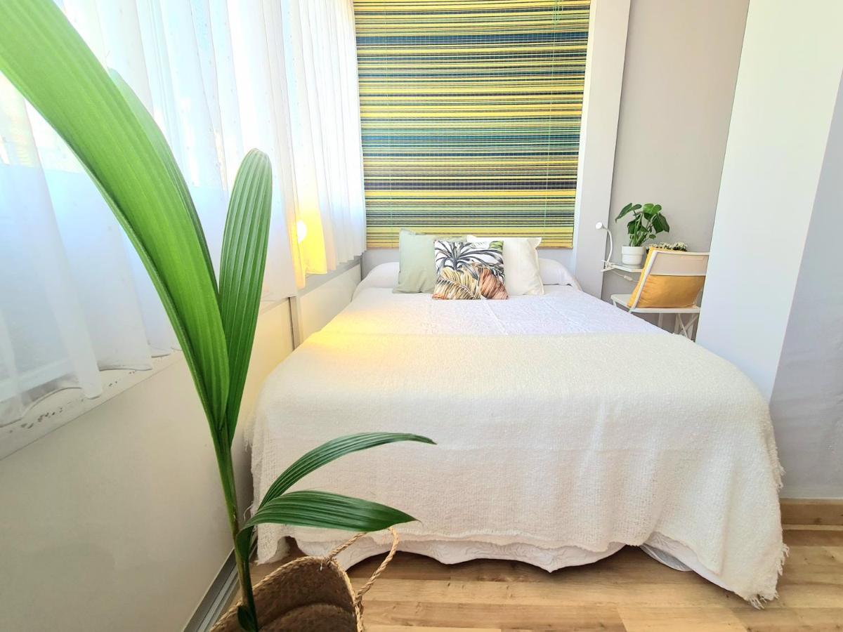 Aa Guest - El Mono De Torre Del Mar Eco Apartment Luaran gambar