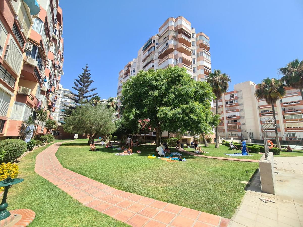 Aa Guest - El Mono De Torre Del Mar Eco Apartment Luaran gambar